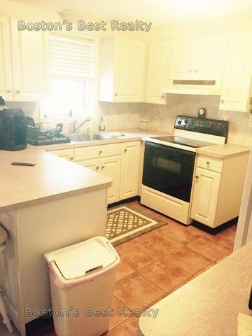 House for rent at 20 Eliot St #2, Chestnut Hill, MA 02467