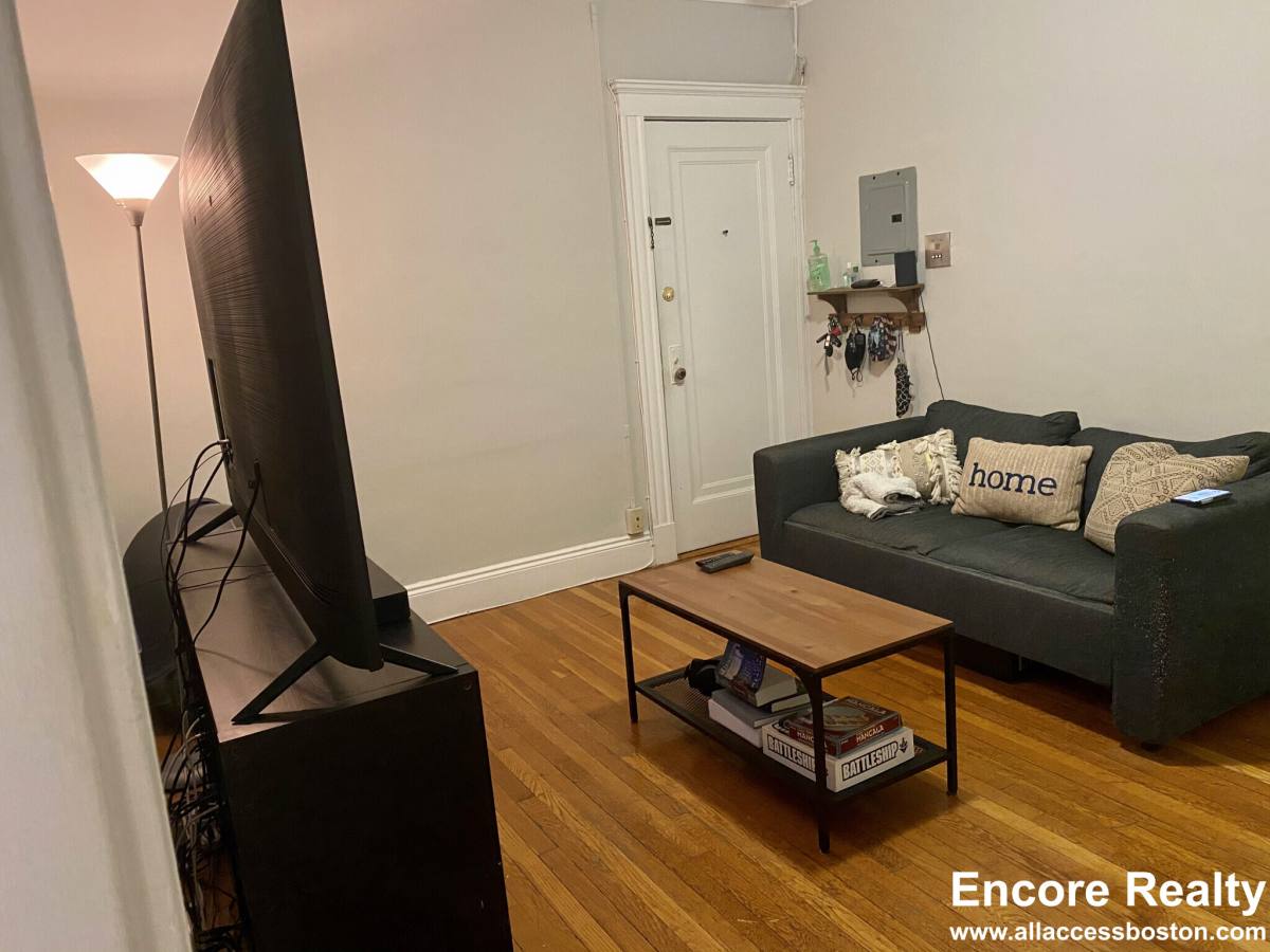 Apartment for rent at 110 Brainerd Rd #15, Allston, MA 02134
