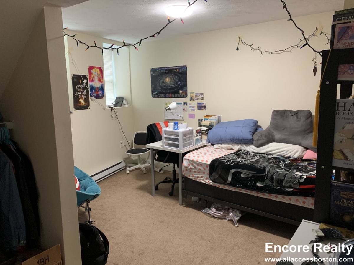 Apartment for rent at 891 Huntington Ave #G-2, Boston, MA 02115