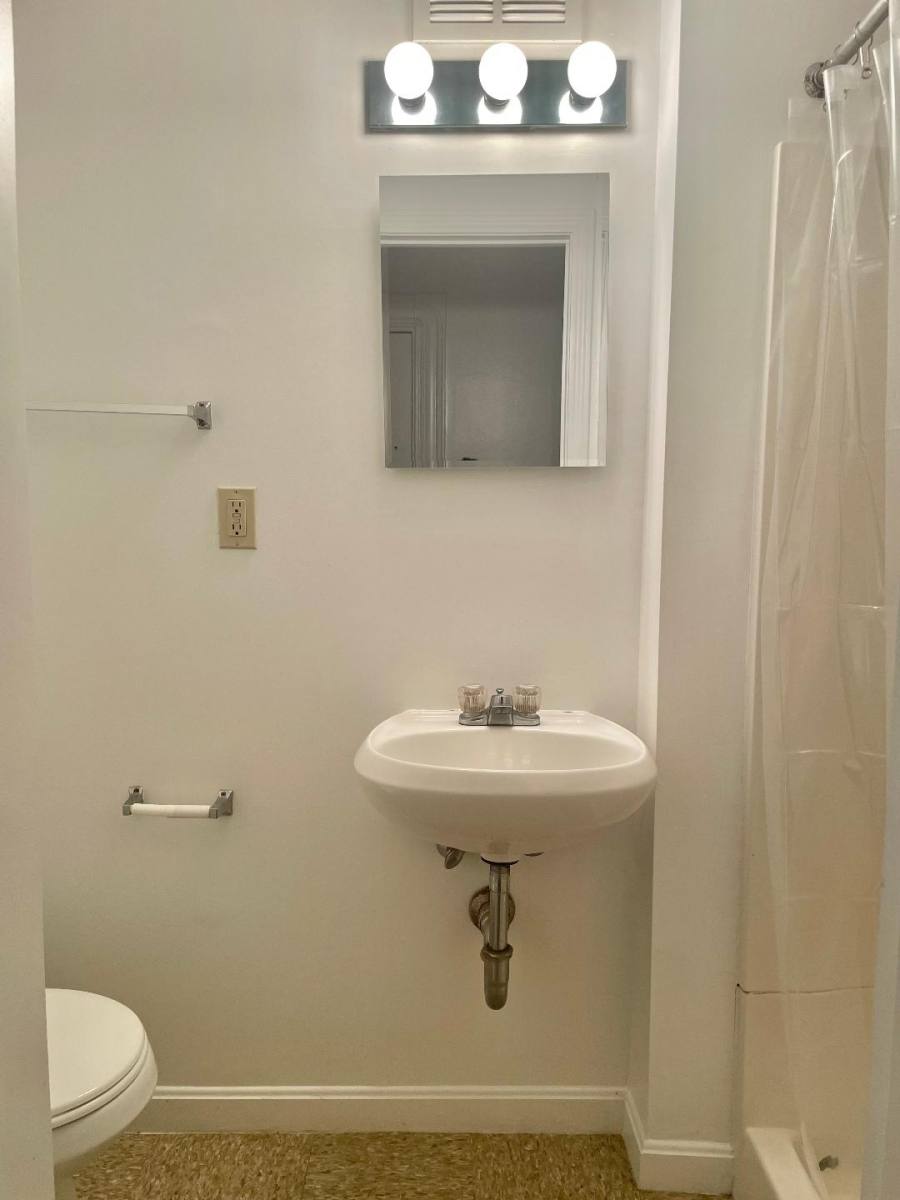 Apartment for rent at 1077 Beacon St #6, Brookline, MA 02446