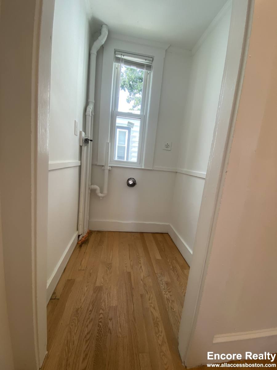 Apartment for rent at 38 Newton St #2, Brighton, MA 02135