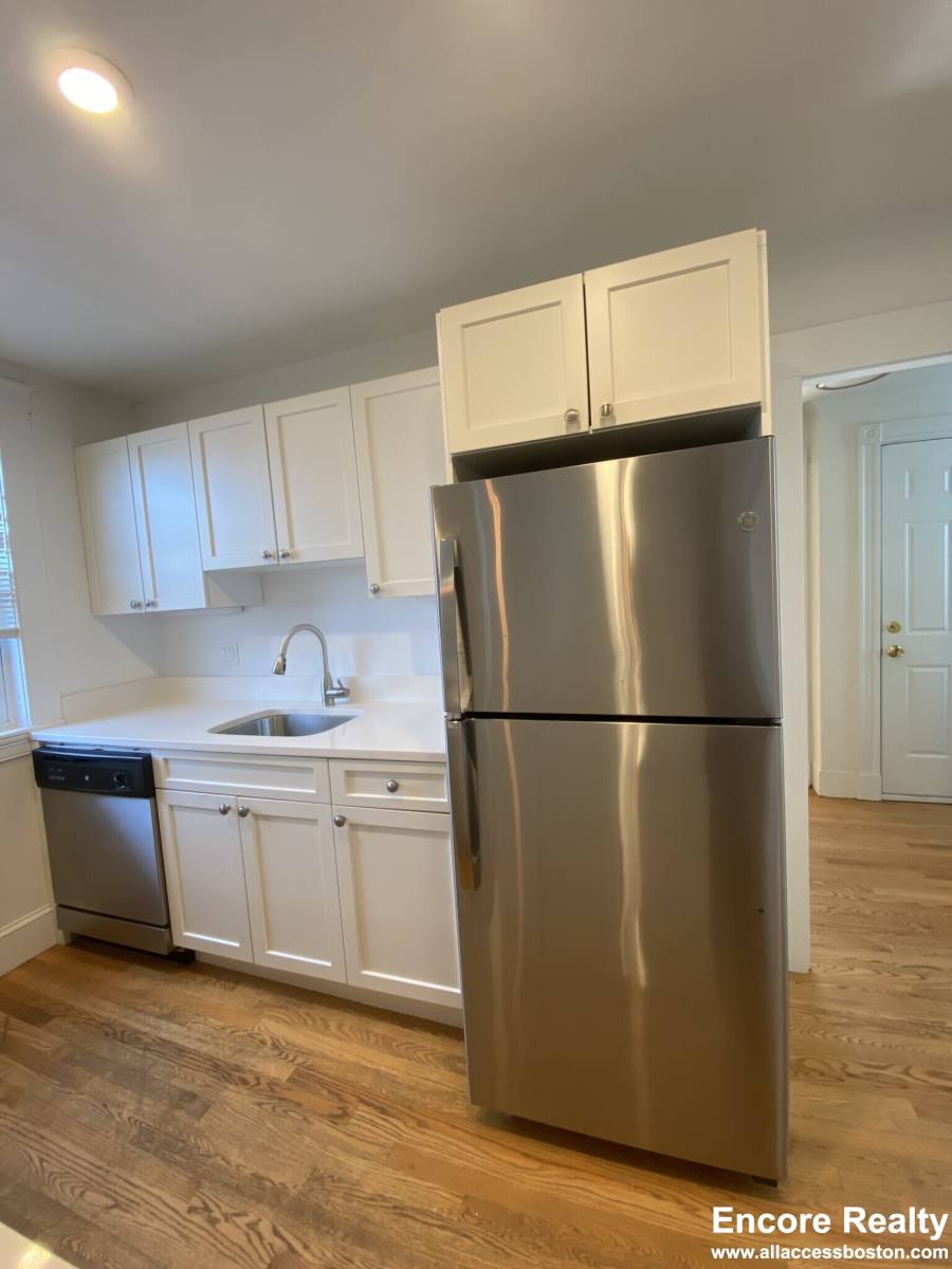 Apartment for rent at 38 Newton St #2, Brighton, MA 02135