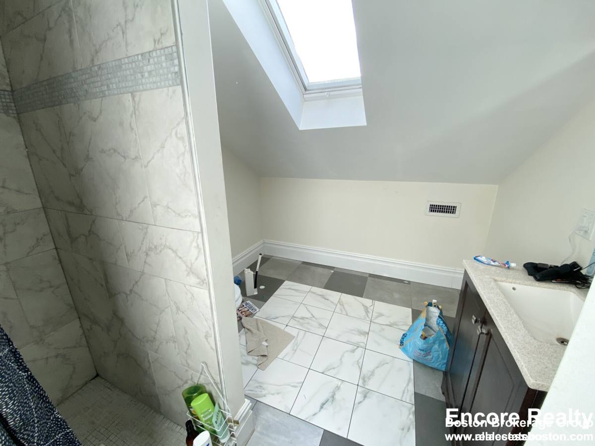 Apartment for rent at 89 Cedar St #3, Roxbury, MA 02119