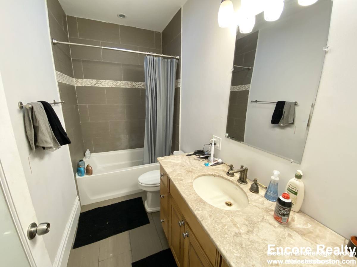 Apartment for rent at 89 Cedar St #3, Roxbury, MA 02119