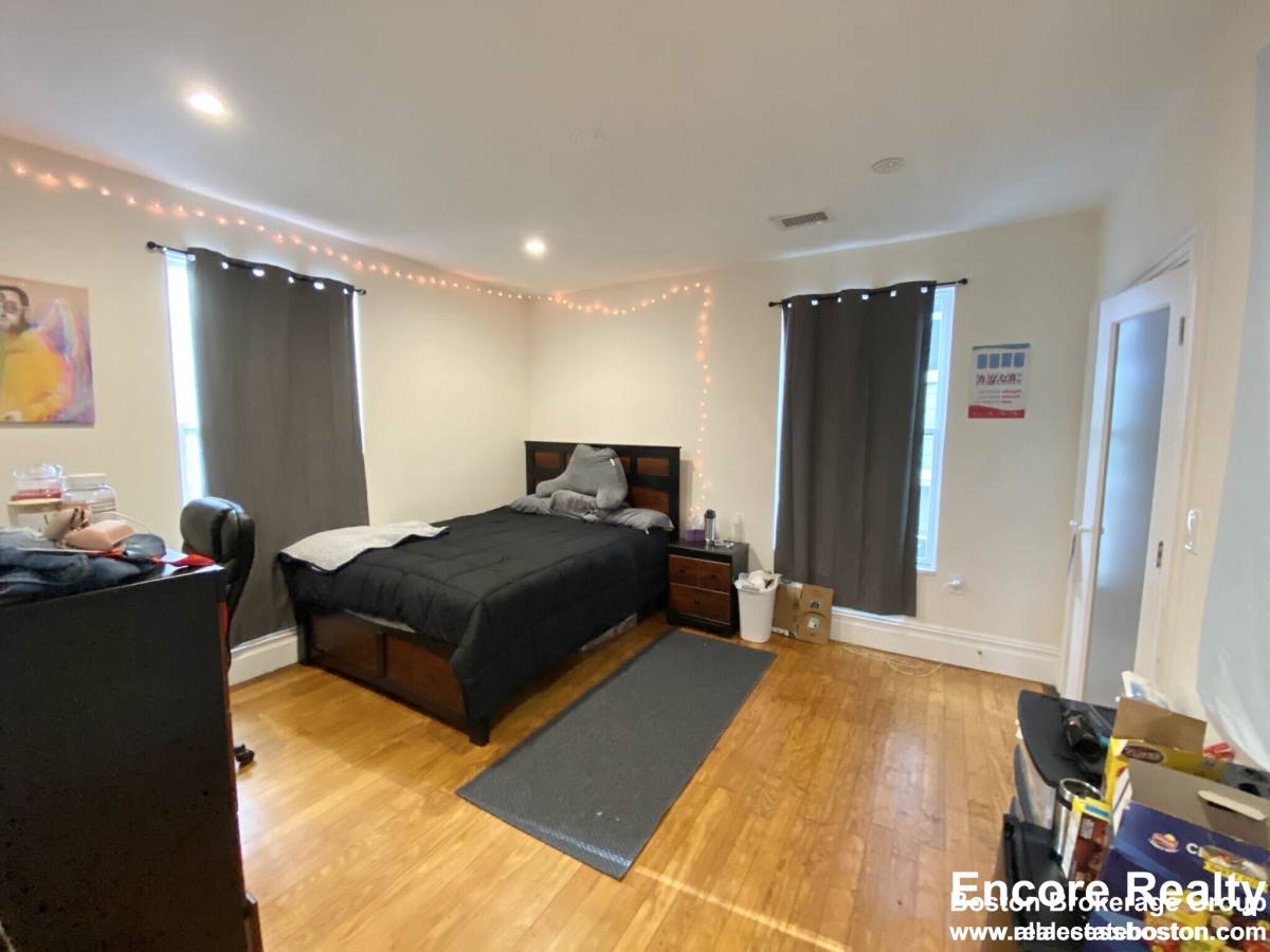 Apartment for rent at 89 Cedar St #3, Roxbury, MA 02119