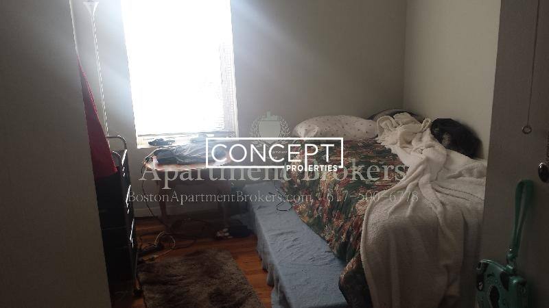 Apartment for rent at 892 Huntington Ave #3, Boston, MA 02115