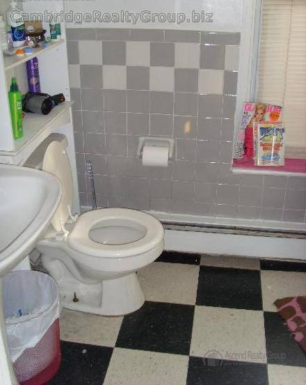 Apartment for rent at 28 Fleet St #9, Boston, MA 02113