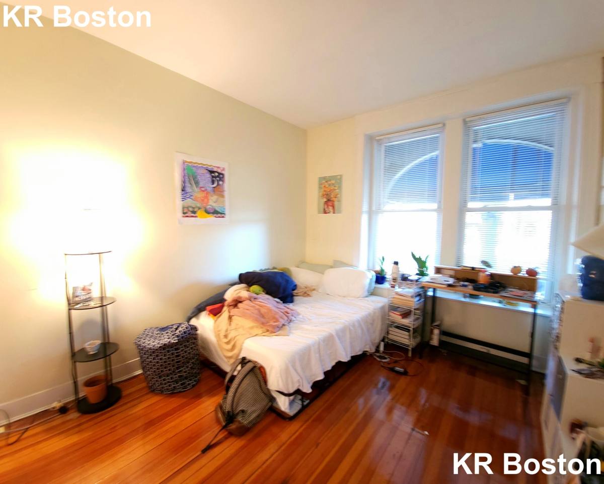 Apartment for rent at 1130 Commonwealth Ave #2, Allston, MA 02134