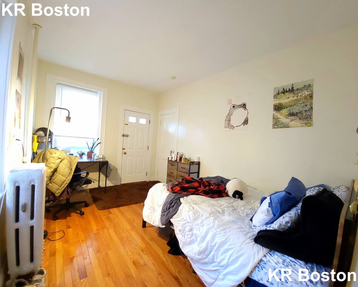 Apartment for rent at 1130 Commonwealth Ave #2, Allston, MA 02134