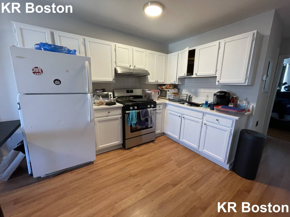 Apartment for rent at 90 Hammond St #5, Roxbury Crossing, MA 02120