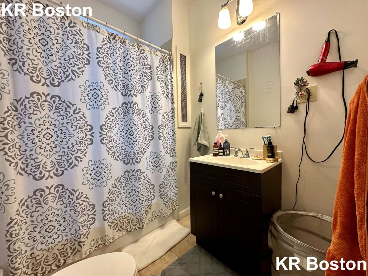 Apartment for rent at 1189 Commonwealth Ave #6, Allston, MA 02134
