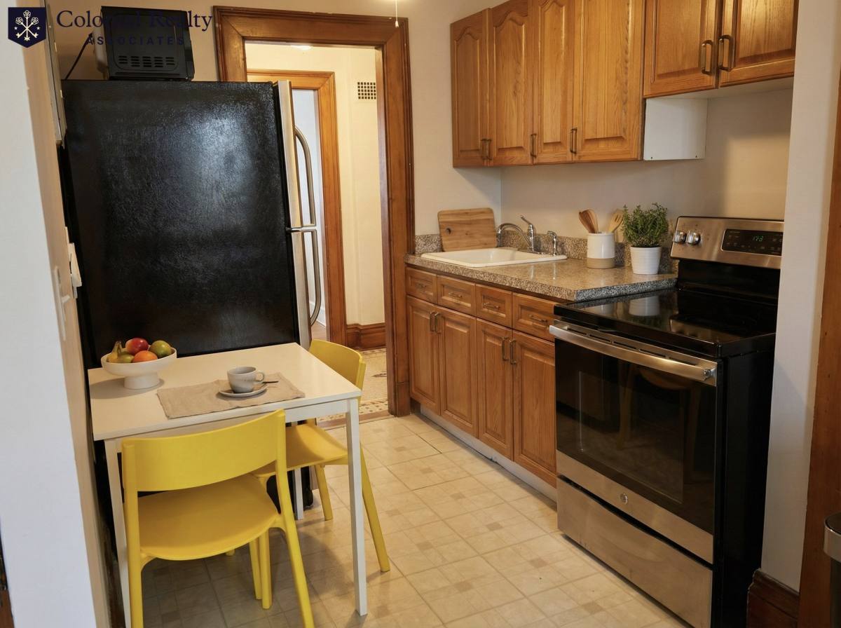 Apartment for rent at 849 Beacon St #4, Boston, MA 02115