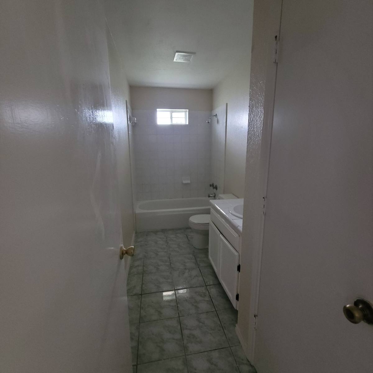 Apartment for rent at 510 S Westgate Dr, Weslaco, TX 78596