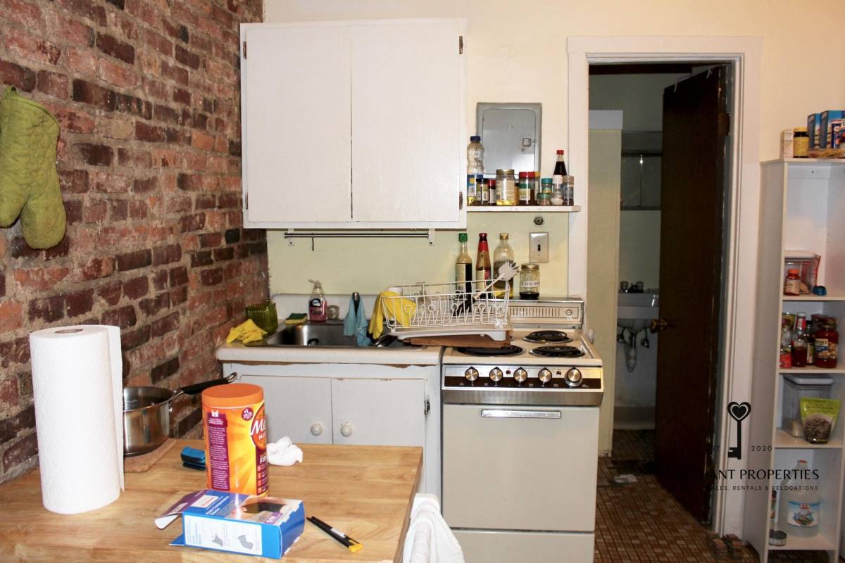 Apartment for rent at 40 Anderson St #8, Boston, MA 02114