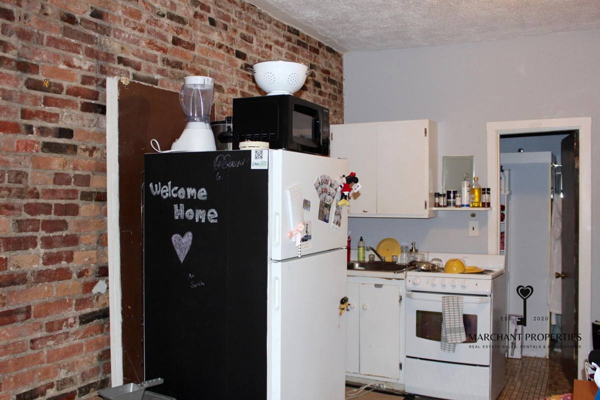 Apartment for rent at 40 Anderson St #8, Boston, MA 02114