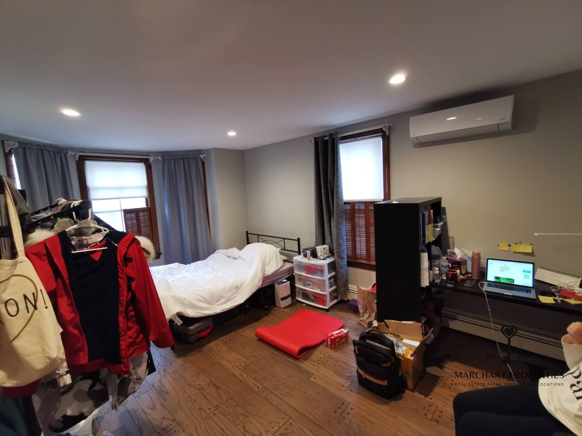 Apartment for rent at 230 Brookline St #3, Cambridge, MA 02139