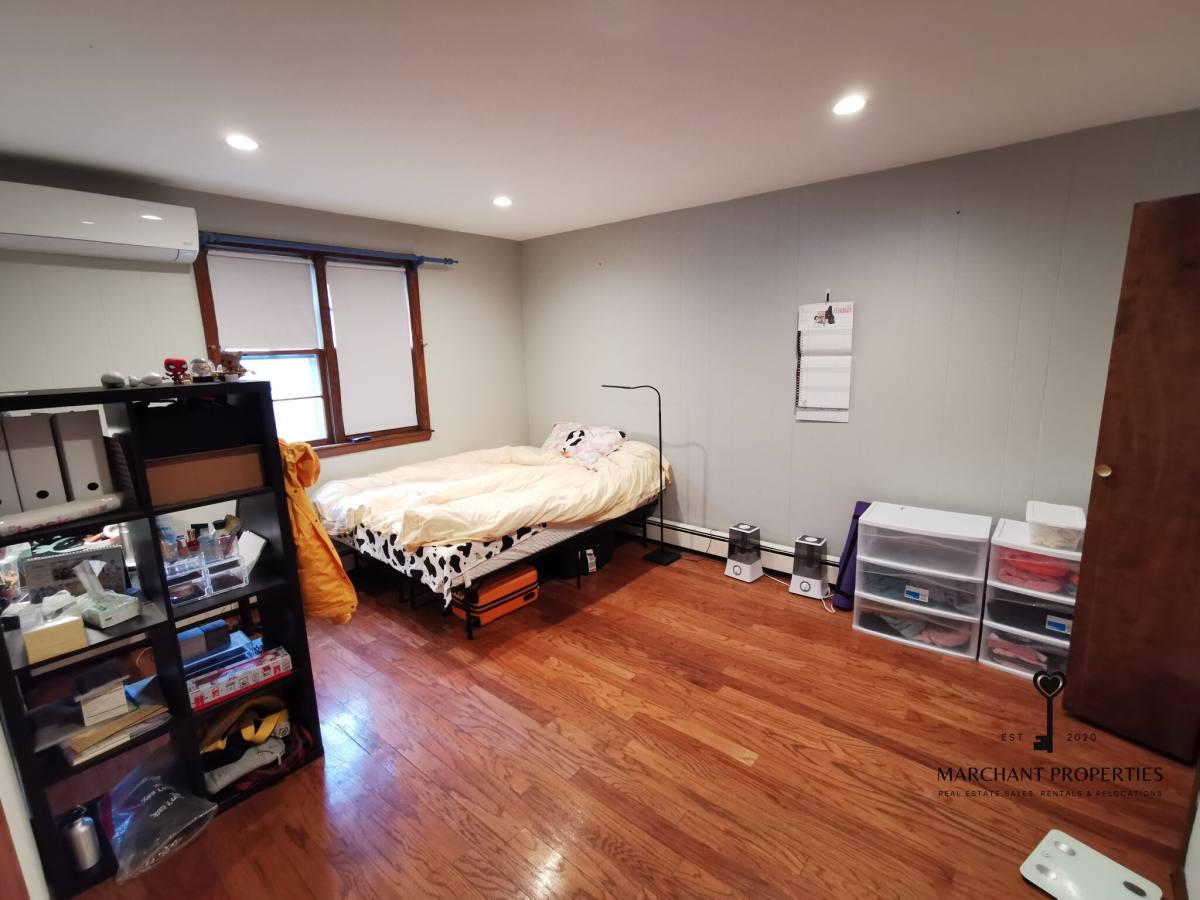 Apartment for rent at 230 Brookline St #3, Cambridge, MA 02139