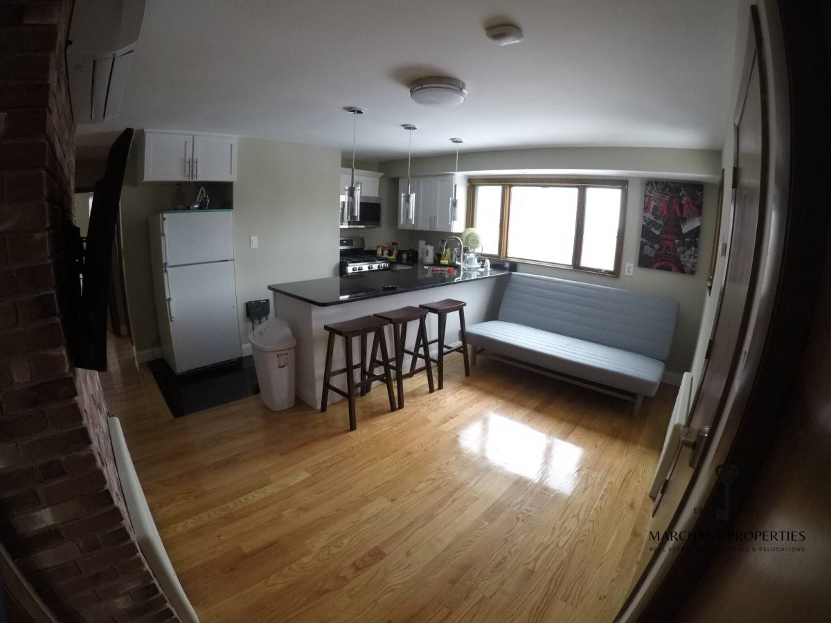Apartment for rent at 230 Brookline St #3, Cambridge, MA 02139