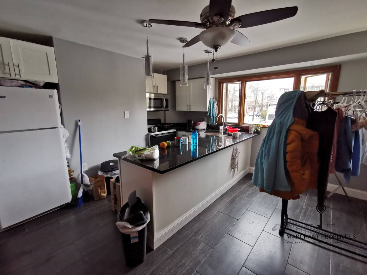Apartment for rent at 230 Brookline St #3, Cambridge, MA 02139