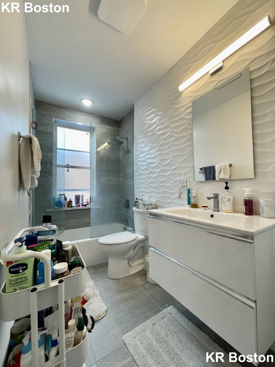 Apartment for rent at 7 Strathmore #2, Brookline, MA 02445