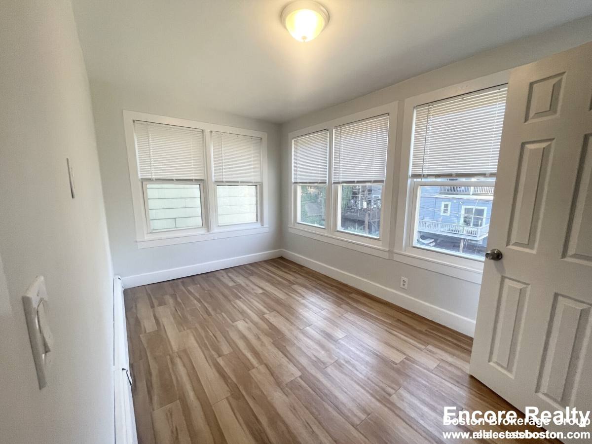 Apartment for rent at 22 Howell St #2, Dorchester, MA 02125