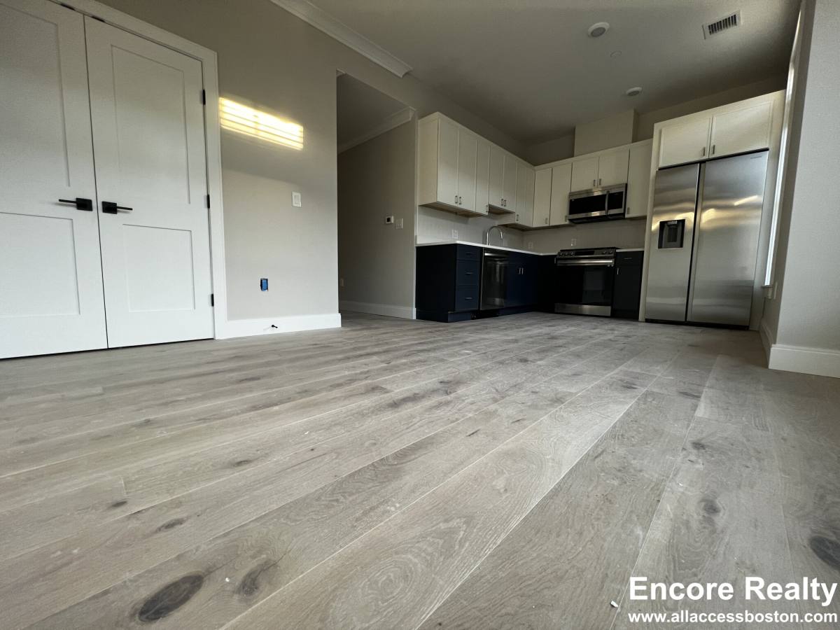Apartment for rent at 157 Everett St #301, Allston, MA 02134