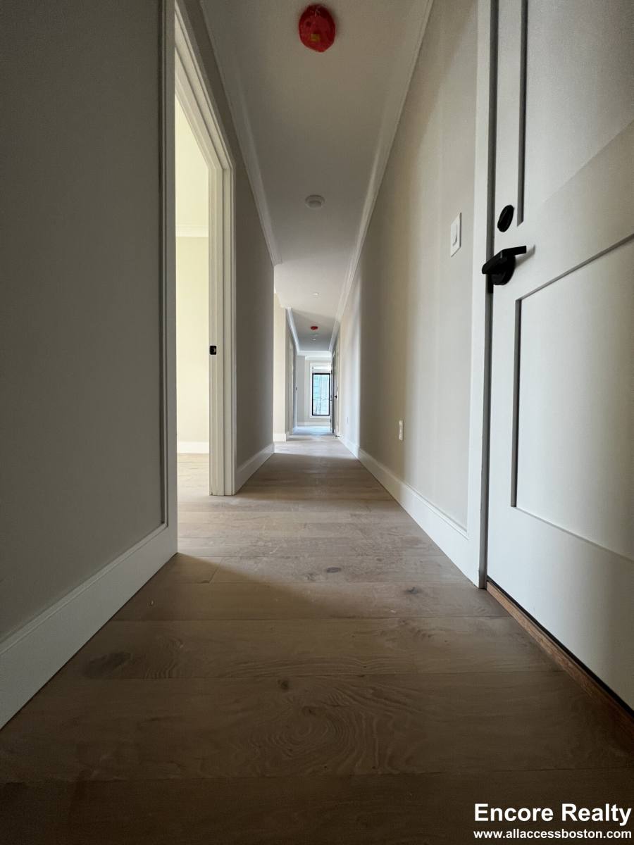 Apartment for rent at 157 Everett St #301, Allston, MA 02134