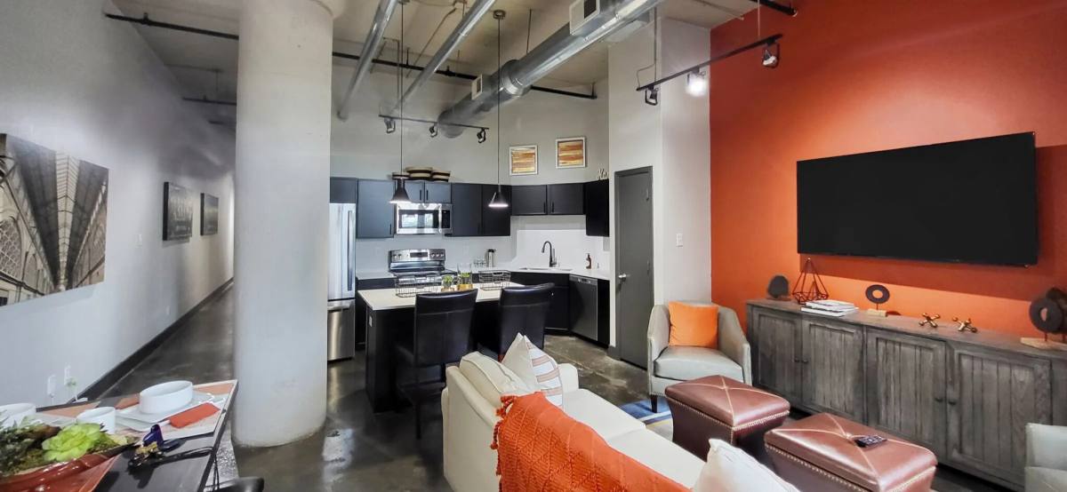 Apartment for rent at 2115 Runnels St #EEL1, Houston, TX 77003