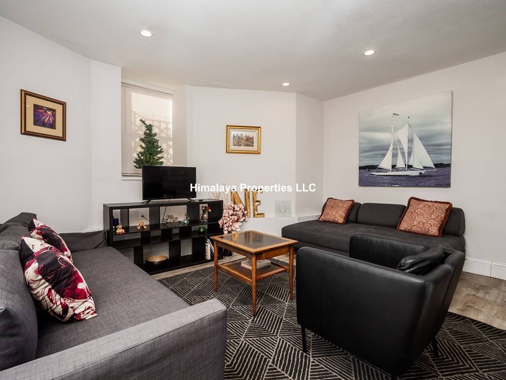 Apartment for rent at 2 Buckley Ave #U1, Jamaica Plain, MA 02130
