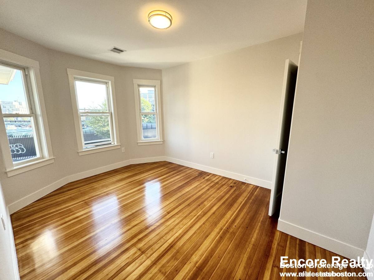 Apartment for rent at 147 E Cottage St #2, Dorchester, MA 02125