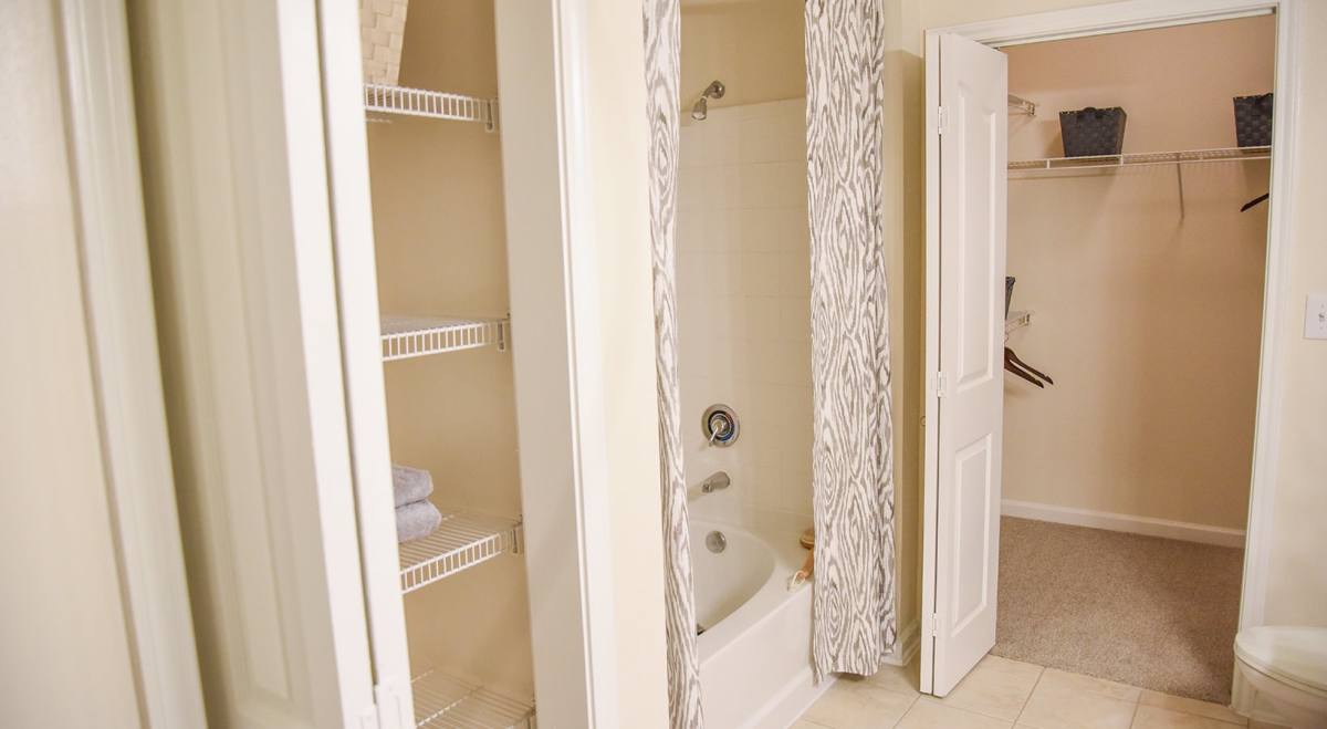 Apartment for rent at 3030 Dunvale Rd #ALB, Houston, TX 77063