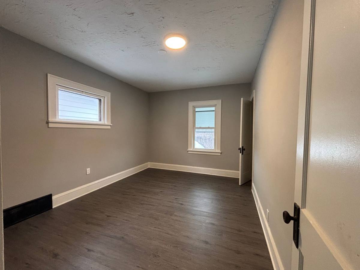 Apartment for rent at 4072 E 64th St, Cleveland, OH 44105