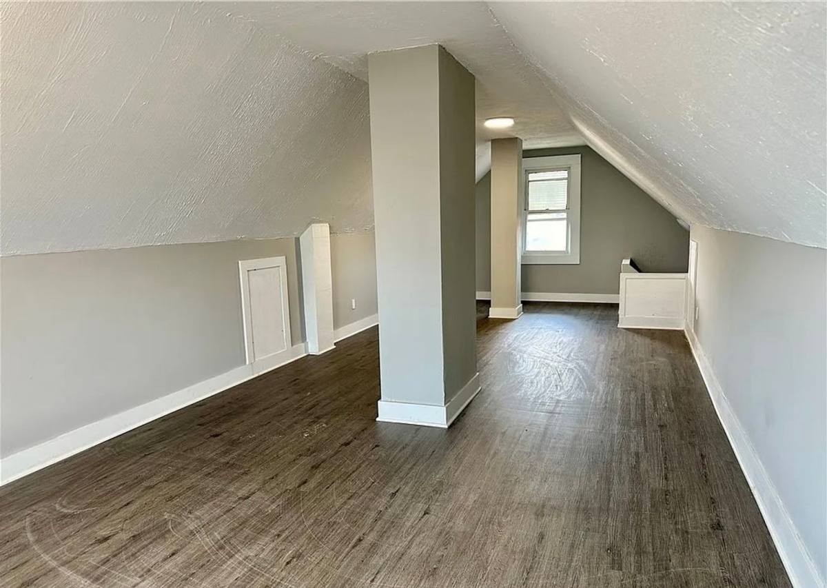 Apartment for rent at 4072 E 64th St, Cleveland, OH 44105