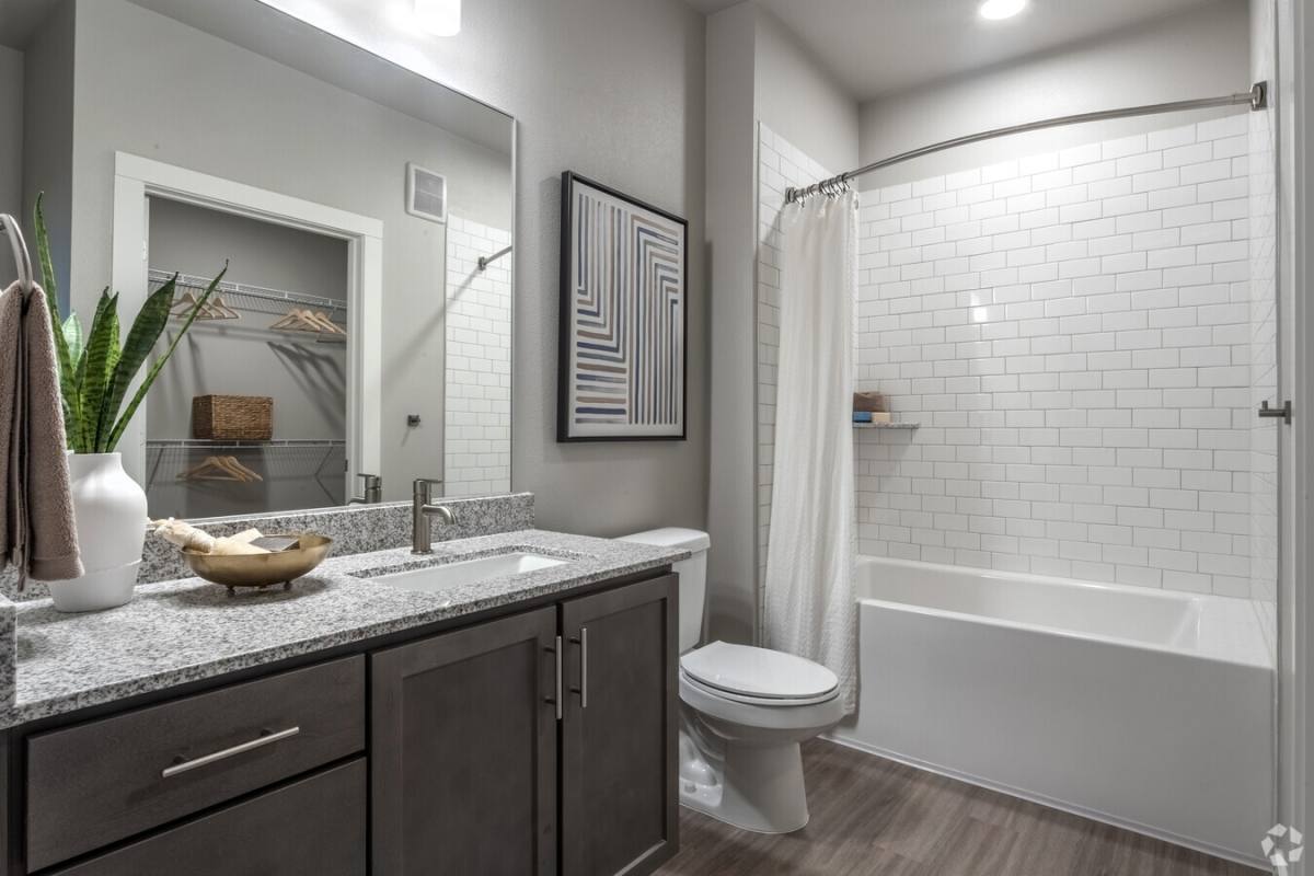 Apartment for rent at 11918 Clay #ABC3, Houston, TX 77043
