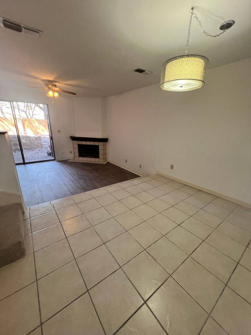 Condo for rent at 11815 Vance Jackson, San Antonio, TX 78230