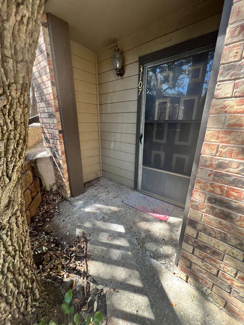 Condo for rent at 11815 Vance Jackson, San Antonio, TX 78230