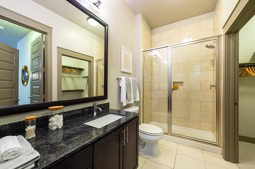 Apartment for rent at 2424 Capitol St #CRT2, Houston, TX 77003