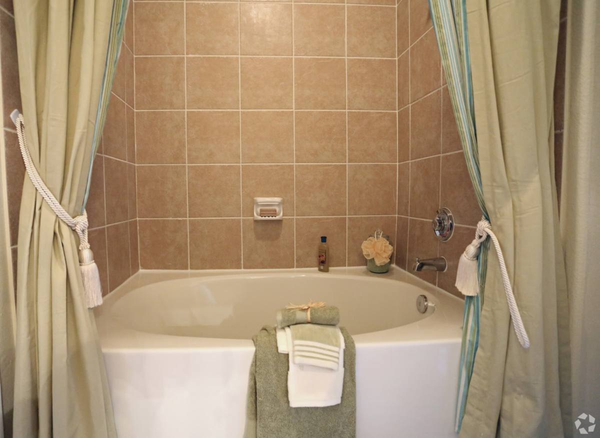 Apartment for rent at 9889 Cypresswood Dr #LAC, Houston, TX 77070