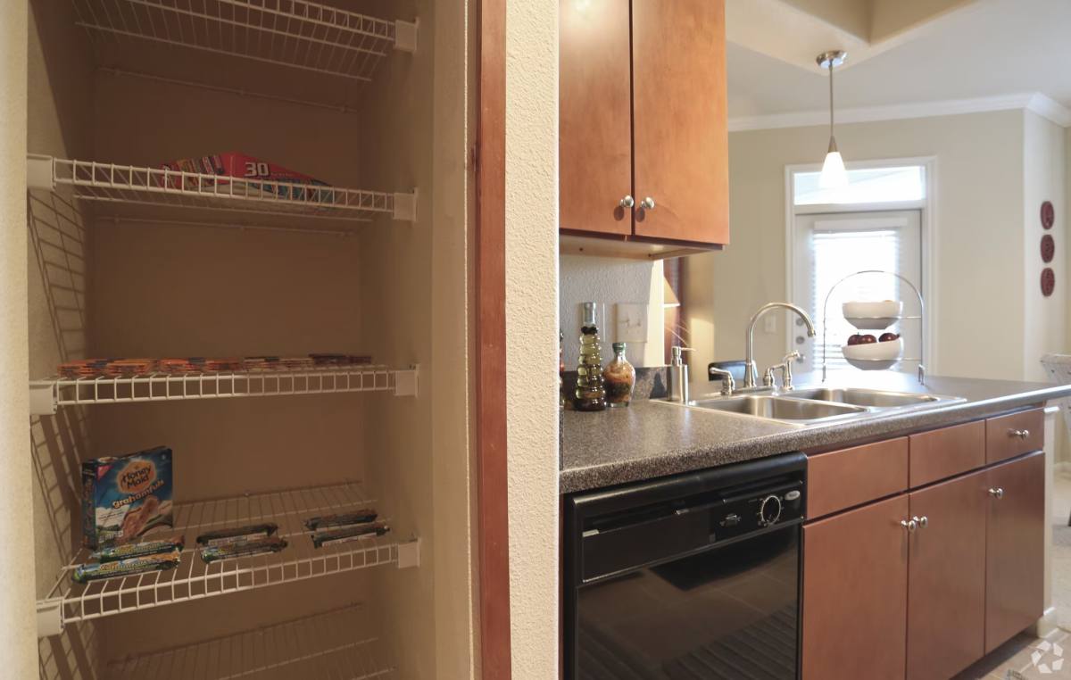 Apartment for rent at 9889 Cypresswood Dr #LAC, Houston, TX 77070