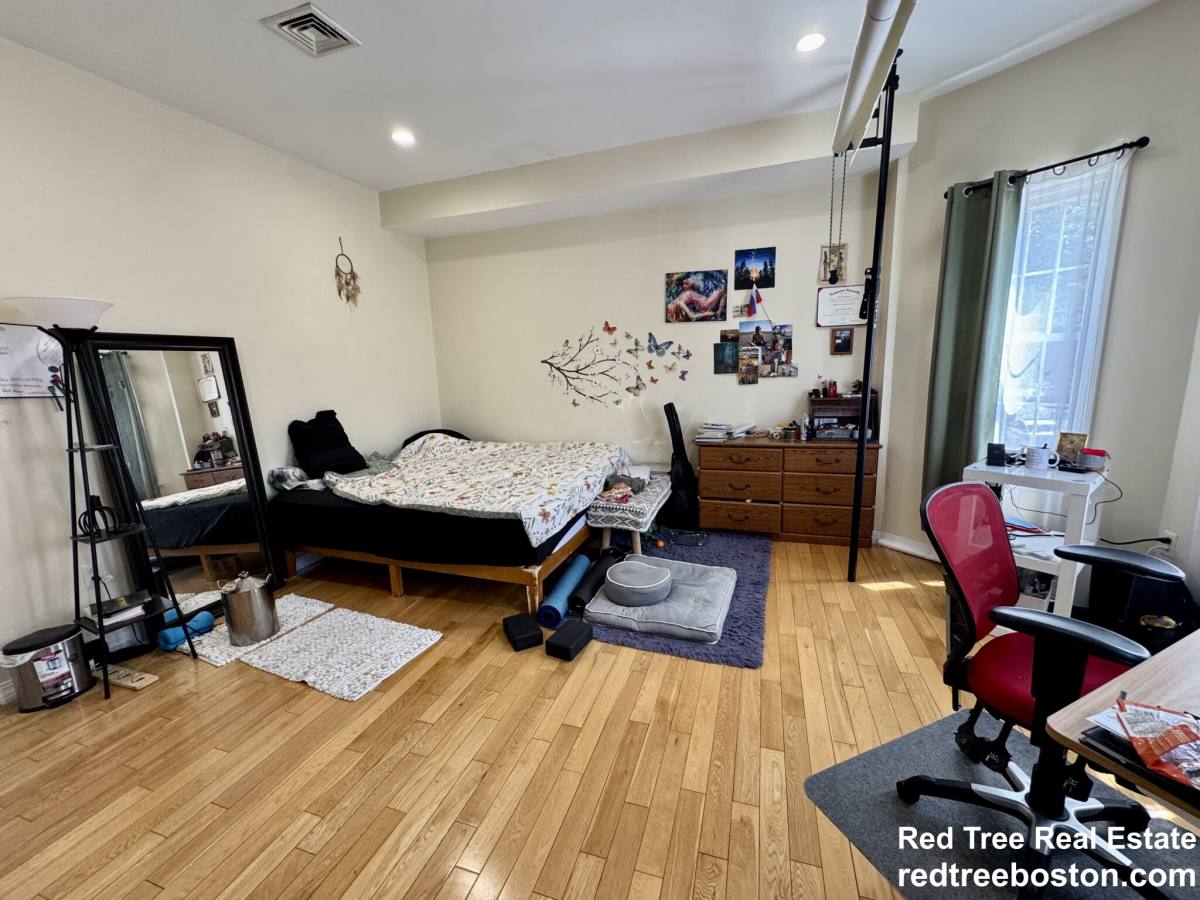 Apartment for rent at 22 Elmore St #2, Roxbury, MA 02119