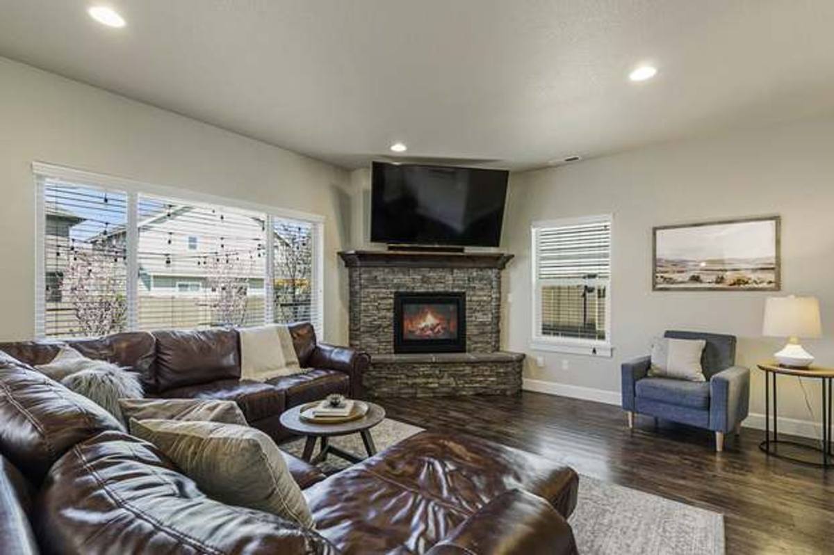 House for rent at 3136 NE Flagstone Ave, Bend, OR 97701