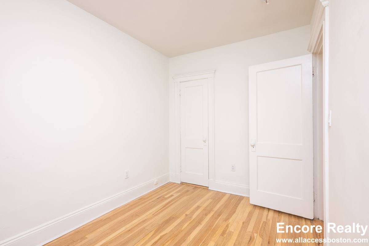 Apartment for rent at 288 Chestnut Hill Ave #12, Brighton, MA 02135
