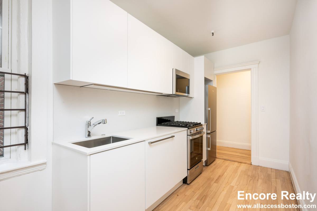 Apartment for rent at 288 Chestnut Hill Ave #12, Brighton, MA 02135