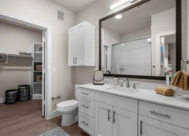 Apartment for rent at 250 N Village Dr #LBS, Webster, TX 77598