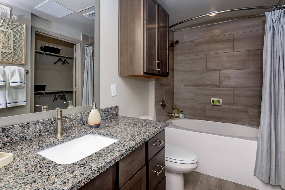 Apartment for rent at 18110 Hunters Terrace Dr #PAT18, Humble, TX 77338