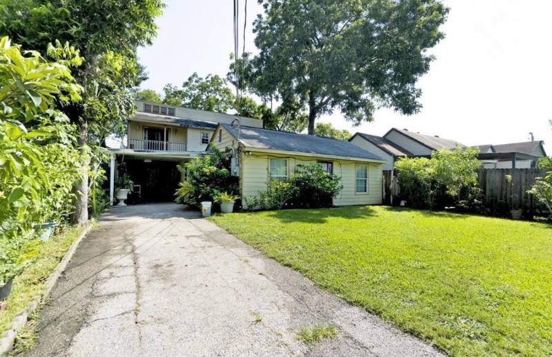 House for rent at 804 Pearl St #1, Baytown, TX 77520