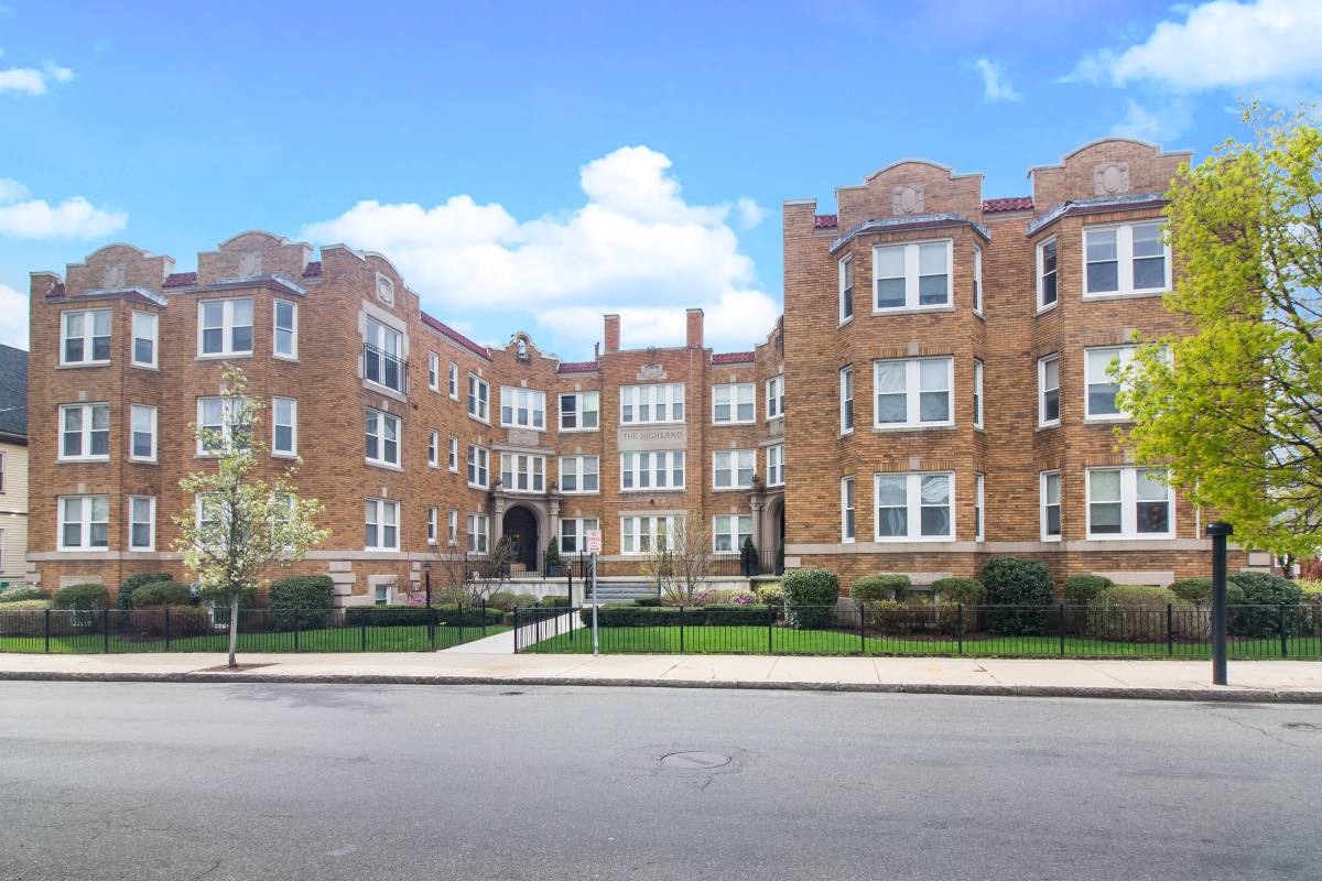 Apartment for rent at 475 Highland Ave #3, Malden, MA 02148