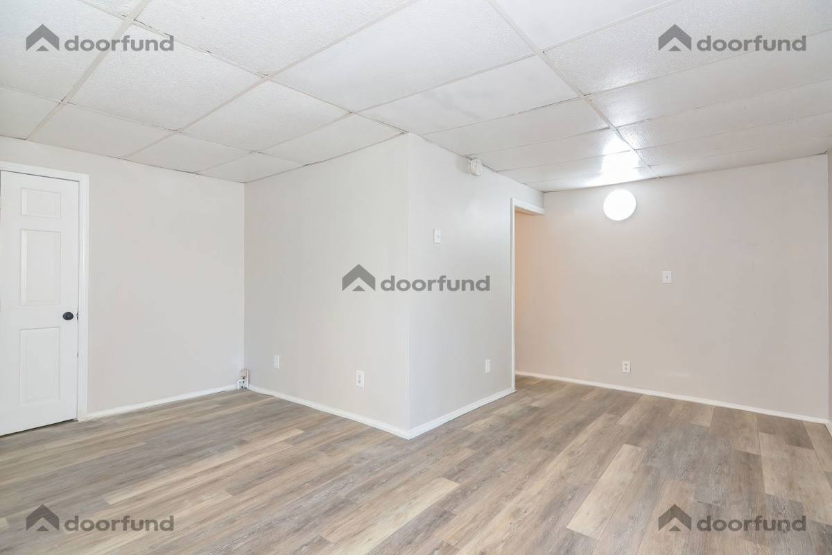 Apartment for rent at 11 Main St #1, Pittsfield, NH 03263