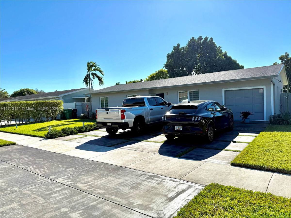 House for rent at 11120 SW 154th St, Miami, FL 33157
