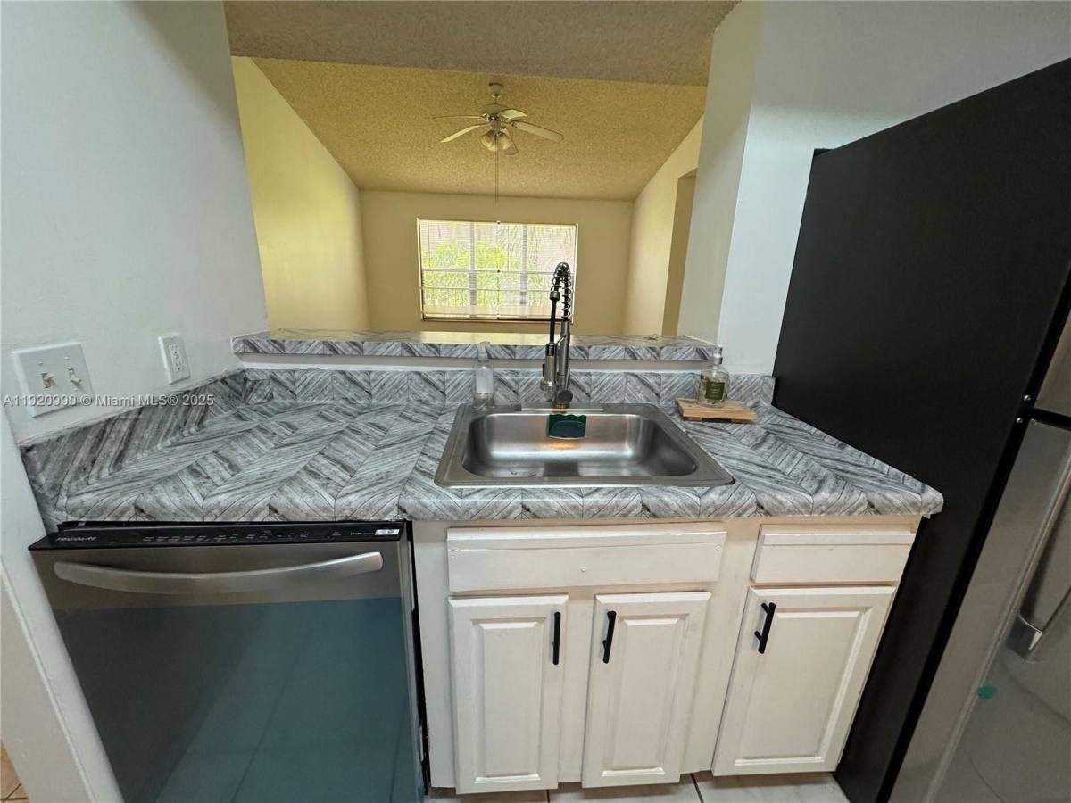 Condo for rent at 4341 W McNab Rd #27, Pompano Beach, FL 33069